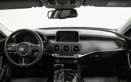 KIA Stinger I, 2018 год, 1 899 000 рублей, 11 фотография