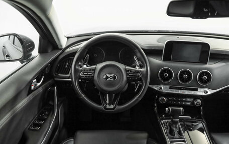 KIA Stinger I, 2018 год, 1 899 000 рублей, 12 фотография