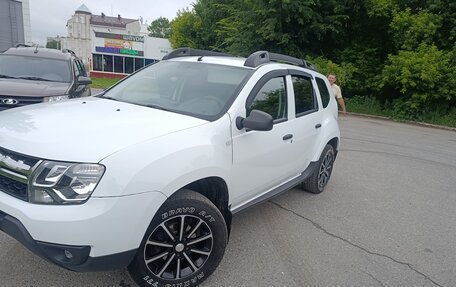 Renault Duster I рестайлинг, 2017 год, 695 000 рублей, 1 фотография