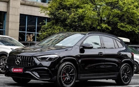 Mercedes-Benz GLA AMG, 2023 год, 3 300 000 рублей, 1 фотография