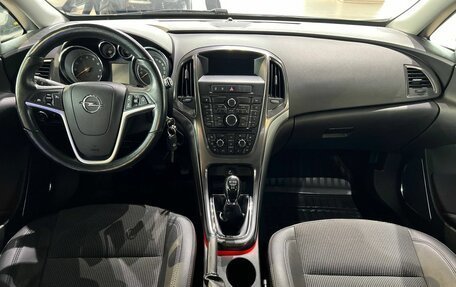 Opel Astra J, 2012 год, 985 000 рублей, 19 фотография