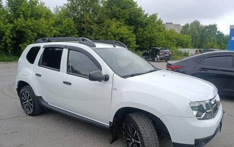 Renault Duster I рестайлинг, 2017 год, 695 000 рублей, 2 фотография