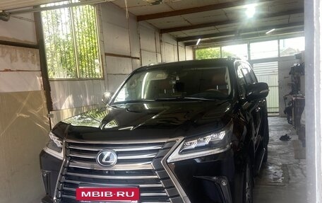 Lexus LX III, 2016 год, 7 400 000 рублей, 2 фотография