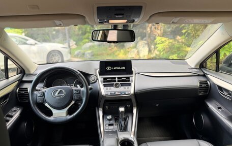 Lexus NX I, 2019 год, 3 970 000 рублей, 13 фотография