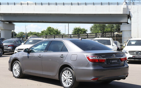 Toyota Camry, 2015 год, 2 650 000 рублей, 8 фотография