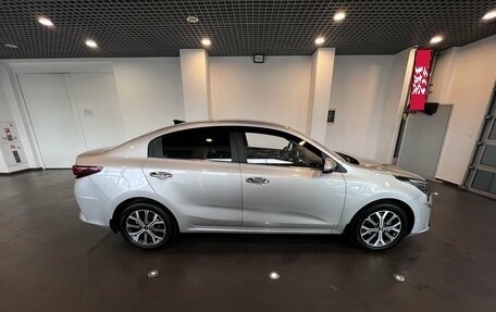 KIA Rio IV, 2021 год, 1 730 000 рублей, 2 фотография
