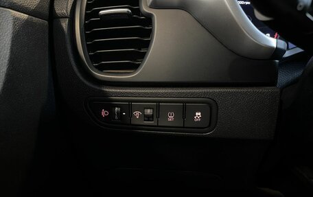 KIA Rio IV, 2021 год, 1 730 000 рублей, 32 фотография