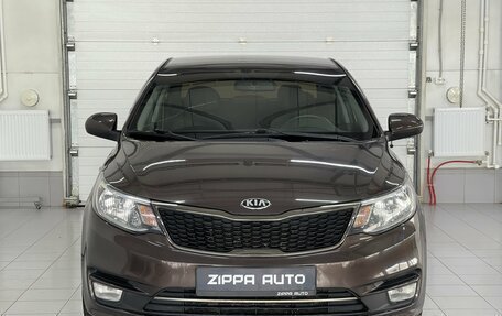 KIA Rio III рестайлинг, 2017 год, 1 379 000 рублей, 2 фотография