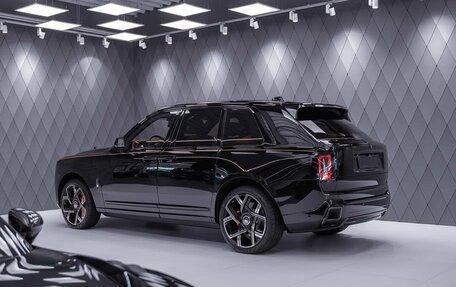 Rolls-Royce Cullinan, 2026 год, 65 000 000 рублей, 2 фотография