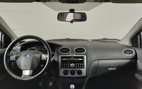 Ford Focus II рестайлинг, 2006 год, 390 000 рублей, 17 фотография