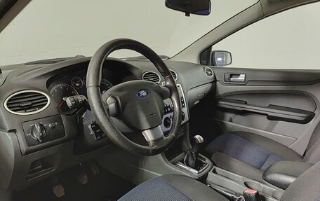 Ford Focus II рестайлинг, 2006 год, 390 000 рублей, 20 фотография