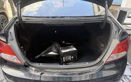 Hyundai Solaris II рестайлинг, 2012 год, 260 000 рублей, 11 фотография