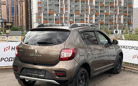 Renault Sandero II рестайлинг, 2018 год, 1 081 000 рублей, 2 фотография