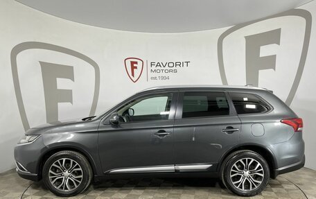 Mitsubishi Outlander III рестайлинг 3, 2018 год, 1 849 000 рублей, 5 фотография