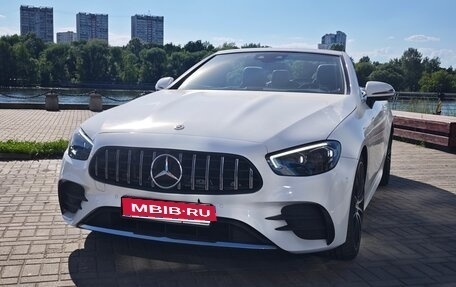 Mercedes-Benz E-Класс, 2019 год, 5 900 000 рублей, 1 фотография