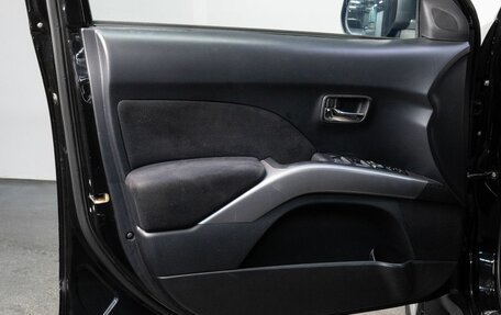 Mitsubishi Outlander III рестайлинг 3, 2007 год, 949 000 рублей, 11 фотография