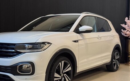 Volkswagen T-Cross I, 2022 год, 1 570 000 рублей, 2 фотография