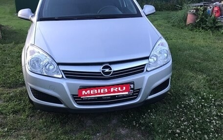 Opel Astra H, 2012 год, 840 000 рублей, 2 фотография
