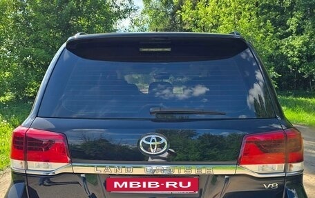Toyota Land Cruiser 200, 2015 год, 5 350 000 рублей, 7 фотография