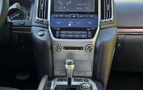 Toyota Land Cruiser 200, 2015 год, 5 350 000 рублей, 19 фотография