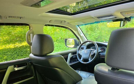 Toyota Land Cruiser 200, 2015 год, 5 350 000 рублей, 27 фотография