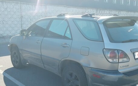 Lexus RX IV рестайлинг, 2001 год, 560 000 рублей, 4 фотография