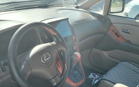 Lexus RX IV рестайлинг, 2001 год, 560 000 рублей, 14 фотография