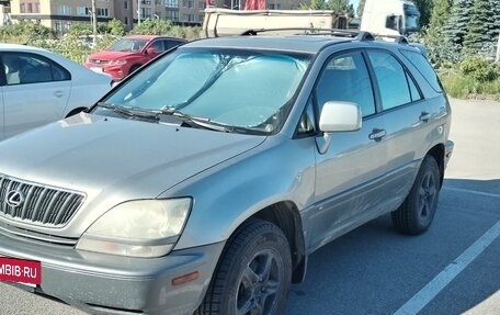 Lexus RX IV рестайлинг, 2001 год, 560 000 рублей, 3 фотография