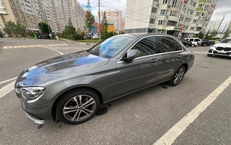 Mercedes-Benz E-Класс, 2021 год, 4 400 000 рублей, 4 фотография