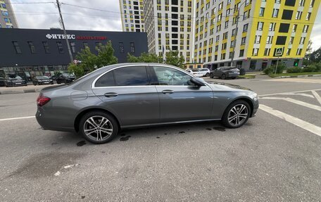 Mercedes-Benz E-Класс, 2021 год, 4 400 000 рублей, 5 фотография