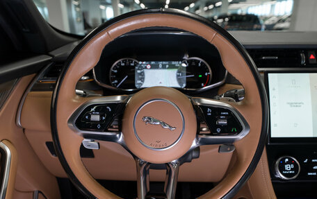 Jaguar F-Pace, 2021 год, 5 250 000 рублей, 11 фотография
