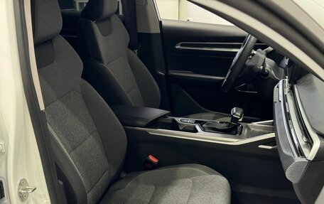 Geely Emgrand, 2023 год, 1 659 900 рублей, 10 фотография