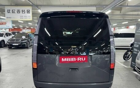 Hyundai Staria, 2024 год, 8 490 000 рублей, 7 фотография