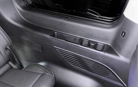 Hyundai Staria, 2024 год, 8 490 000 рублей, 30 фотография