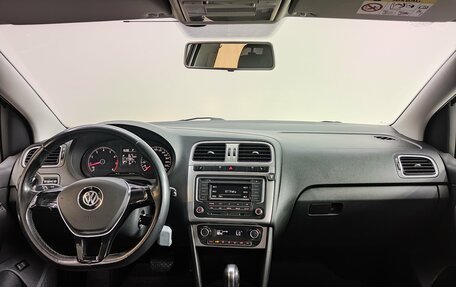 Volkswagen Polo VI (EU Market), 2015 год, 1 050 000 рублей, 8 фотография