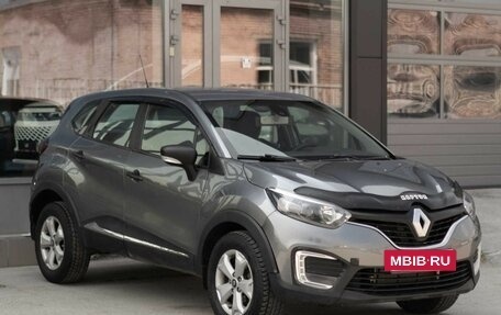 Renault Kaptur I рестайлинг, 2017 год, 985 000 рублей, 3 фотография
