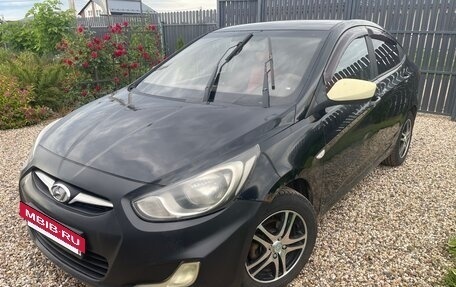 Hyundai Solaris II рестайлинг, 2013 год, 590 000 рублей, 8 фотография