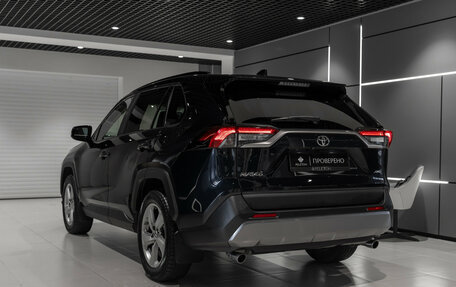 Toyota RAV4, 2020 год, 2 795 000 рублей, 4 фотография