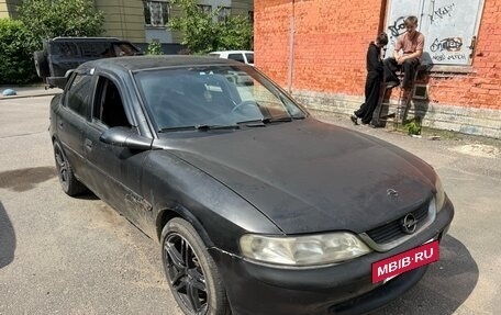 Opel Vectra B рестайлинг, 1998 год, 83 000 рублей, 3 фотография