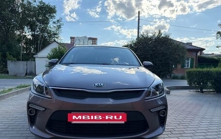 KIA Rio IV, 2018 год, 1 399 000 рублей, 2 фотография