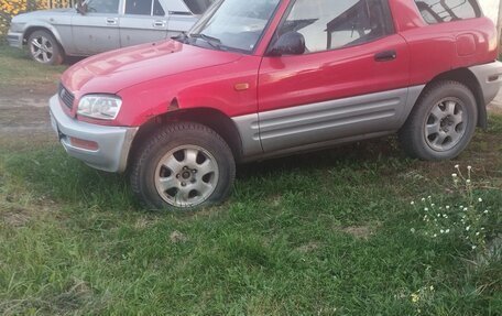 Toyota RAV4, 1996 год, 300 000 рублей, 1 фотография