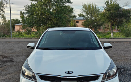 KIA Rio IV, 2019 год, 1 400 000 рублей, 1 фотография