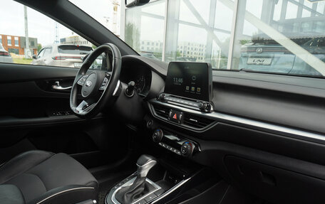 KIA Cerato IV, 2021 год, 2 425 000 рублей, 21 фотография