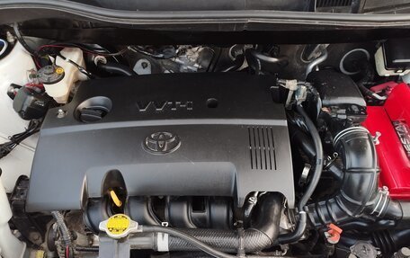 Toyota Sienta I, 2012 год, 800 000 рублей, 8 фотография