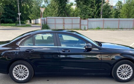 Mercedes-Benz C-Класс, 2019 год, 2 090 000 рублей, 4 фотография