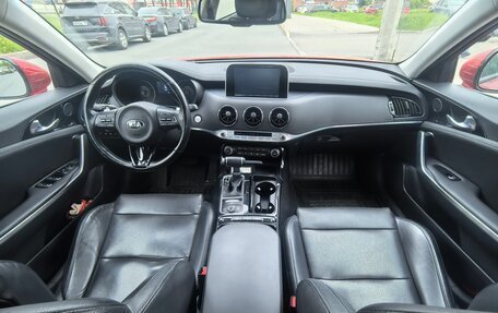 KIA Stinger I, 2018 год, 2 450 000 рублей, 8 фотография