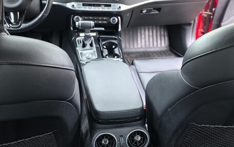 KIA Stinger I, 2018 год, 2 450 000 рублей, 10 фотография