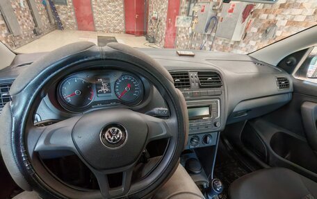 Volkswagen Polo VI (EU Market), 2018 год, 1 500 000 рублей, 9 фотография