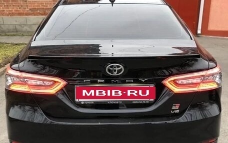 Toyota Camry, 2021 год, 3 930 300 рублей, 2 фотография