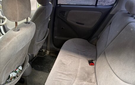 Toyota Platz, 2000 год, 370 000 рублей, 9 фотография